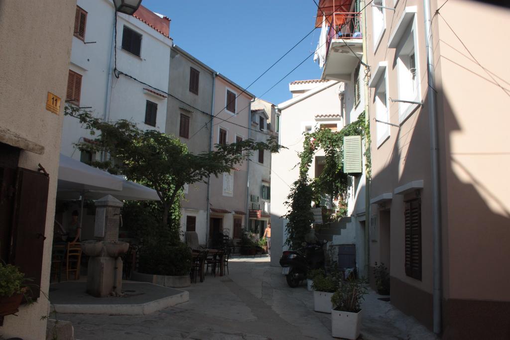 Apartments Sanja Baška Zewnętrze zdjęcie